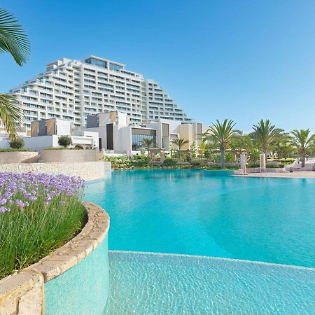 City Of Dreams Mediterranean - Integrated Resort, Casino & Entertainment Limassol Kültér fotó Hilton Sharm El Sheikh Resort