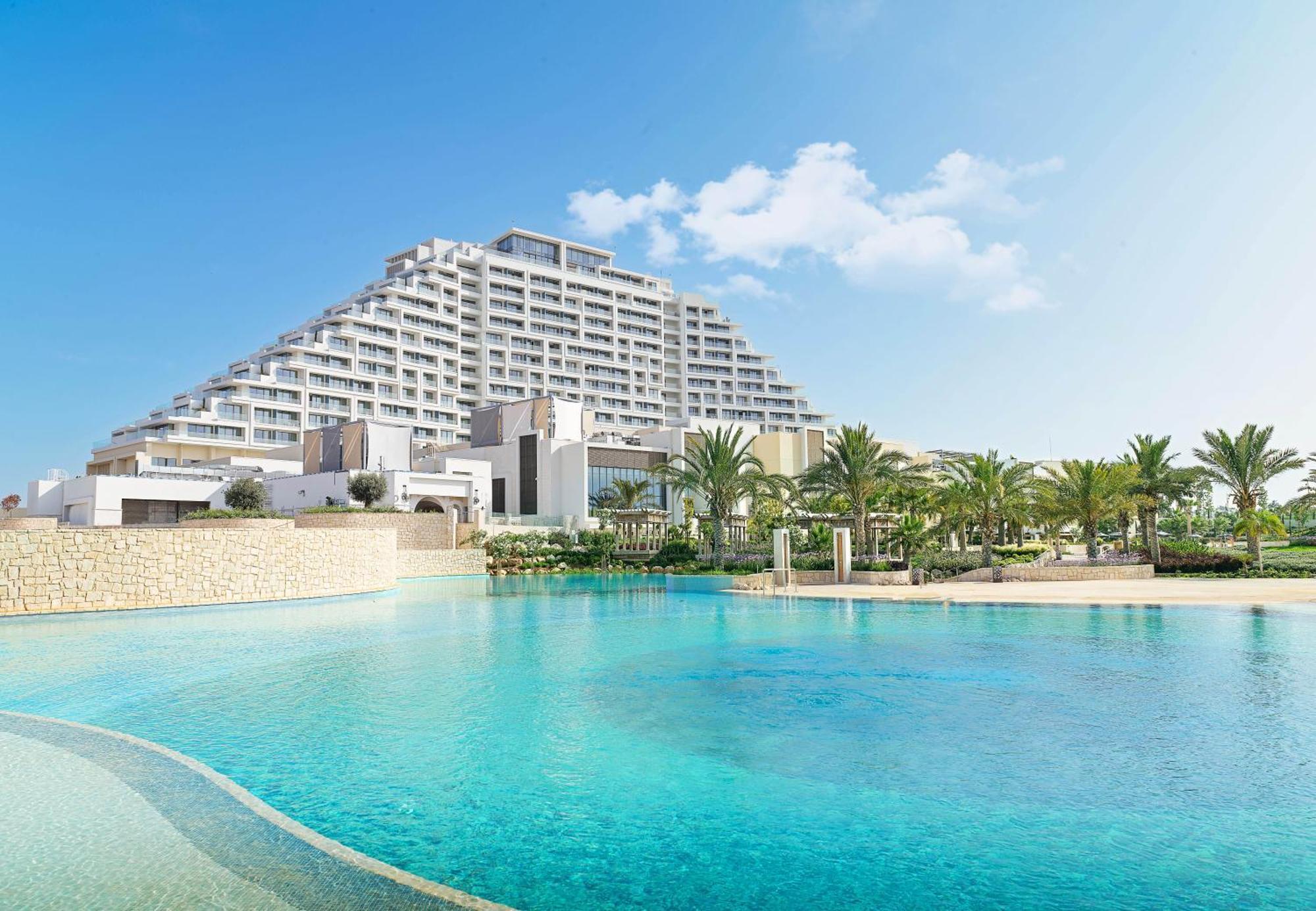 City Of Dreams Mediterranean - Integrated Resort, Casino & Entertainment Limassol Kültér fotó Hilton Sharm El Sheikh Resort