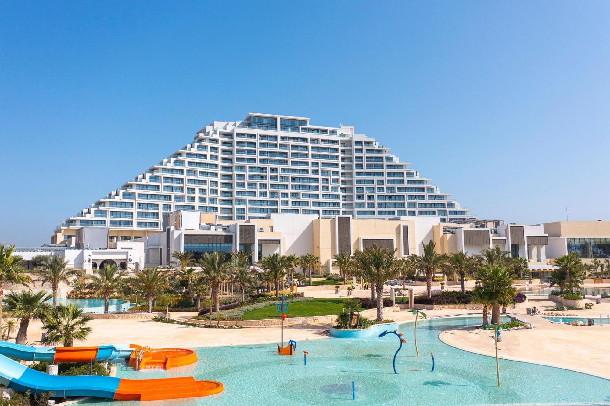 City Of Dreams Mediterranean - Integrated Resort, Casino & Entertainment Limassol Kültér fotó The Atlantis Hotel