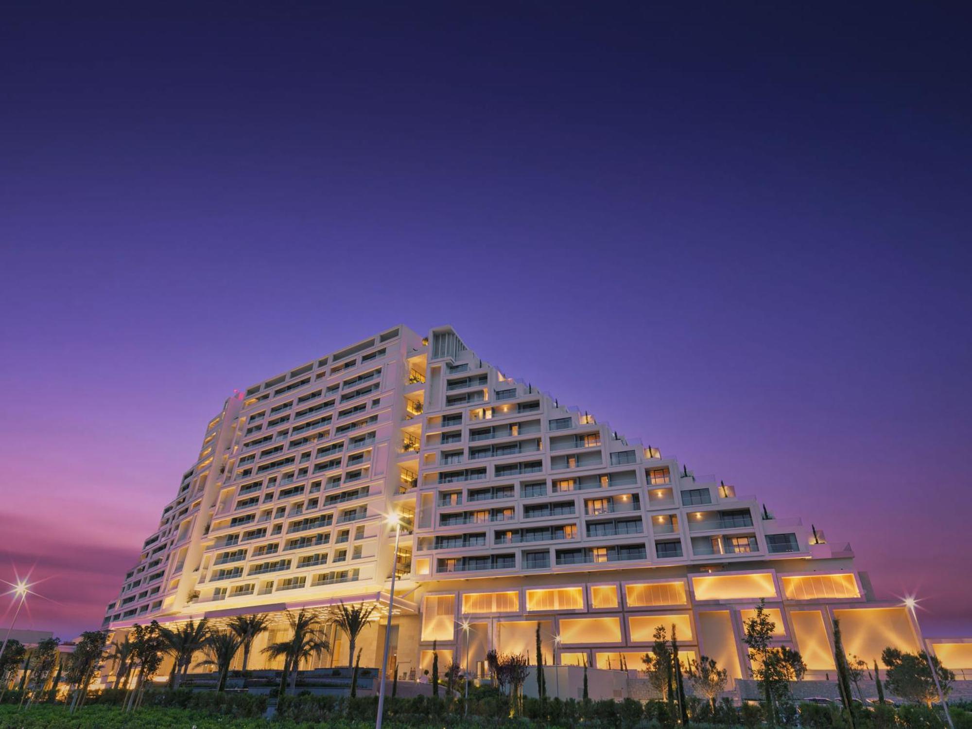 City Of Dreams Mediterranean - Integrated Resort, Casino & Entertainment Limassol Kültér fotó The Royal