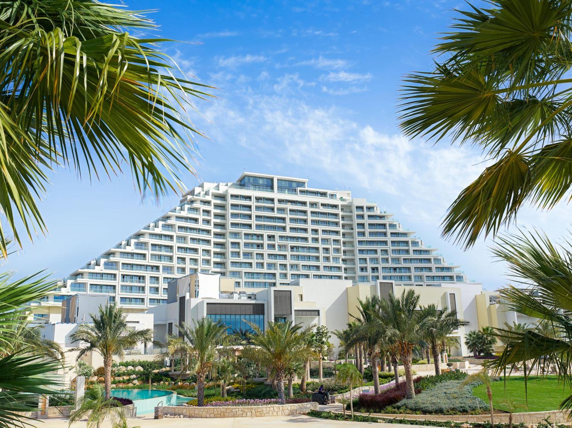 City Of Dreams Mediterranean - Integrated Resort, Casino & Entertainment Limassol Kültér fotó The St Regis Al Habtoor Palace